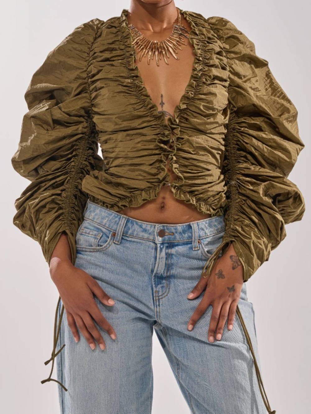 IN IT TO WIN IT RUCHED BLOUSE - L